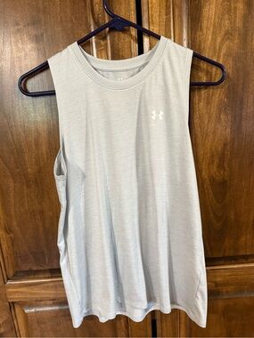 Under Armour Women's Light Grey Athletic Tank Top